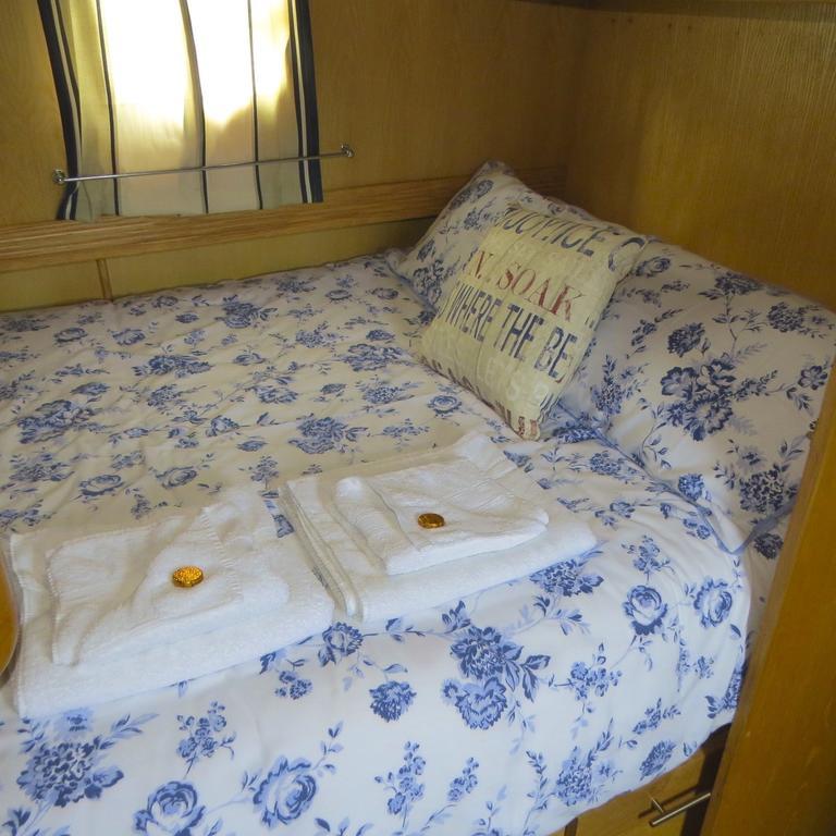 شيفيلد Houseboat Hotels الغرفة الصورة